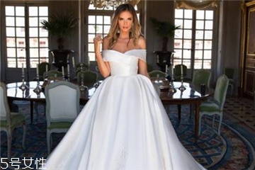 婚紗一般多少錢一套？婚紗買多少錢的合適？