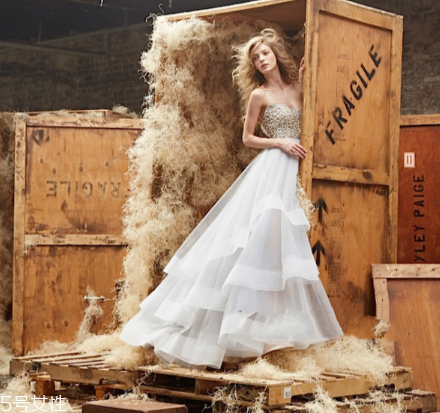 婚紗一定要穿白色的嗎？婚紗可以不穿白色嗎？