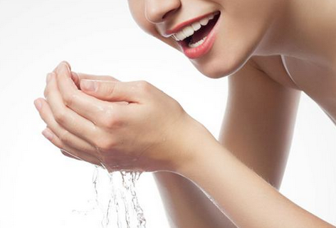 敏感肌如何去閉口？敏感肌有閉口怎么辦？