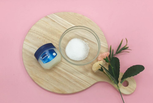 凡士林的妙用有哪些 凡士林的妙用有哪些