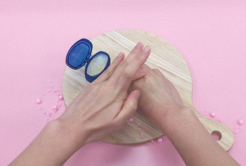 凡士林的妙用有哪些 凡士林的妙用有哪些