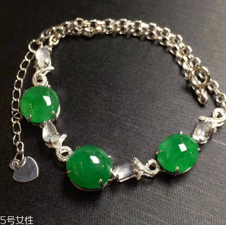 翡翠手鏈多少錢？翡翠手鏈正品價格