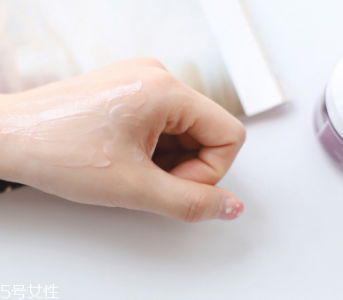 希思黎黑玫瑰初戀霜怎么樣？希思黎黑玫瑰初戀霜測評