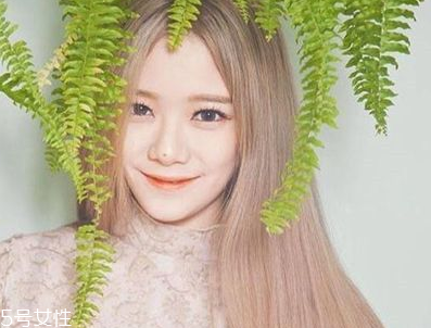 2022染頭發(fā)流行什么顏色 2022夏季適合顏色頭發(fā) 2022染頭發(fā)流行什么顏色 2022夏季適合顏色頭發(fā)