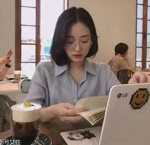 2022染頭發(fā)流行什么顏色 2022夏季適合顏色頭發(fā) 2022染頭發(fā)流行什么顏色 2022夏季適合顏色頭發(fā)