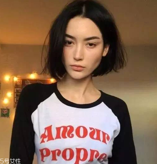 2022染頭發(fā)流行什么顏色 2022夏季適合顏色頭發(fā) 2022染頭發(fā)流行什么顏色 2022夏季適合顏色頭發(fā)