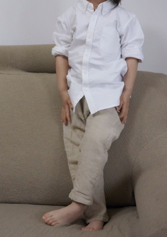 女生白襯衫配什么褲子 內行人才懂得穿搭