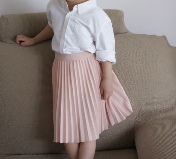 女生白襯衫配什么褲子 內行人才懂得穿搭