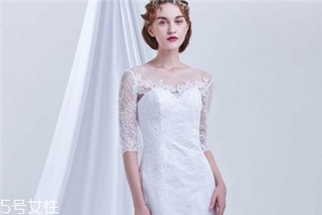 婚紗干洗費一般多少錢？干洗婚紗的價格