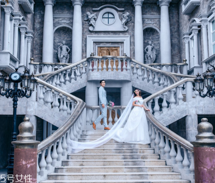 婚紗定金可以退嗎？婚紗定了還能退嗎？