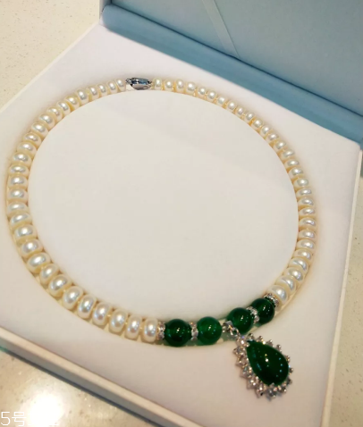 怎樣鑒別珍珠項鏈的真假？珍珠項鏈真假鑒定方法