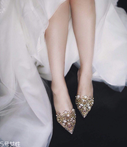 婚鞋可以送人嗎？婚鞋送人好嗎？