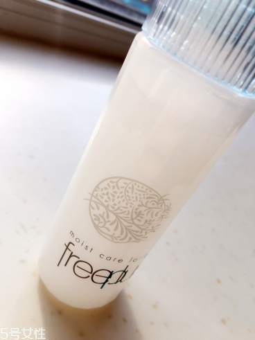 油皮可以用芙麗芳絲嗎？芙麗芳絲適合油皮嗎？