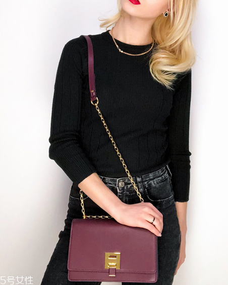 微胖女生背什么包包？微胖女生適合什么包包？