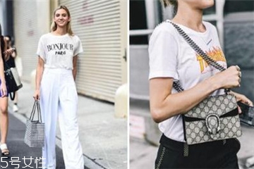 夏天白色t恤怎么搭配？夏季白t搭配竅門