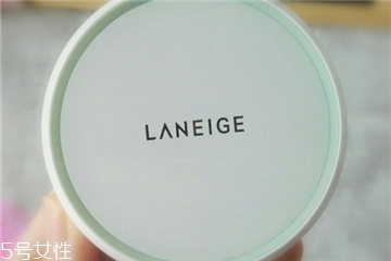 蘭芝氣墊隔離和隔離霜哪個好 蘭芝隔離氣墊好還是瓶裝好 蘭芝氣墊隔離和隔離霜哪個好 蘭芝隔離氣墊好還是瓶裝好