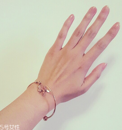 阿吉豆手鏈多少錢(qián)？阿吉豆手鏈?zhǔn)裁磧r(jià)位？