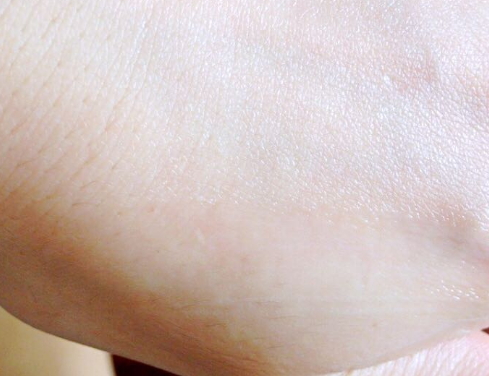 倩碧黃油是乳液還是面霜？倩碧黃油可以當乳液用嗎