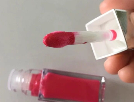 倩碧小方唇釉怎么樣？倩碧唇釉使用心得