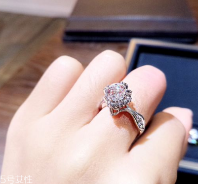 鉆戒可以用火燒嗎？鉆戒用火燒會(huì)壞嗎？