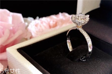 鉆戒可以用火燒嗎？鉆戒用火燒會(huì)壞嗎？