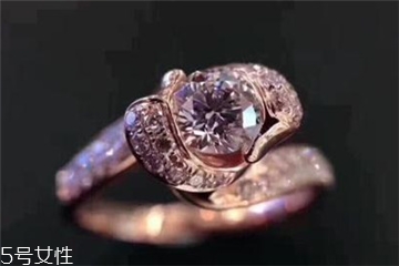 鉆戒可以戴著睡覺嗎？鉆戒睡覺要摘下嗎？