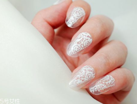 婚紗美甲圖片2022新款式 簡(jiǎn)單優(yōu)雅時(shí)尚7款婚紗美甲 婚紗美甲圖片2022新款式 簡(jiǎn)單優(yōu)雅時(shí)尚7款婚紗美甲