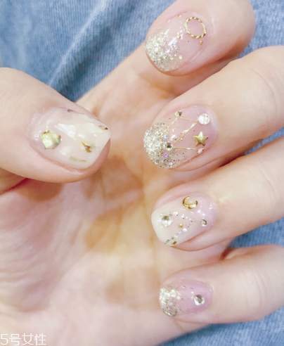 婚紗美甲圖片2022新款式 簡(jiǎn)單優(yōu)雅時(shí)尚7款婚紗美甲 婚紗美甲圖片2022新款式 簡(jiǎn)單優(yōu)雅時(shí)尚7款婚紗美甲