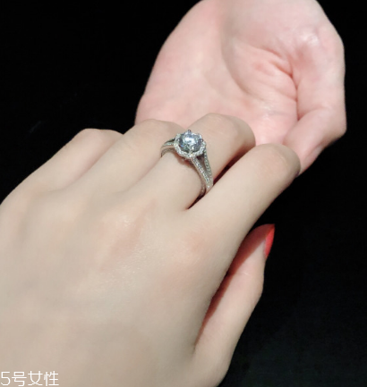 鉆戒清洗會損耗嗎？鉆戒清洗對鉆戒有傷害嗎？