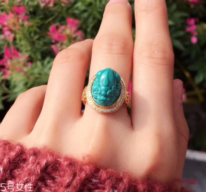 綠松石戒指可以碰水嗎？綠松石戒指沾水有影響嗎？