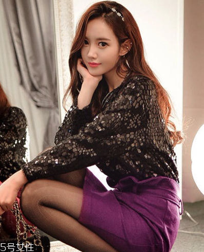 皮膚黃適合什么發(fā)色 皮膚黃染發(fā)染什么顏色 皮膚黃適合什么發(fā)色 皮膚黃染發(fā)染什么顏色