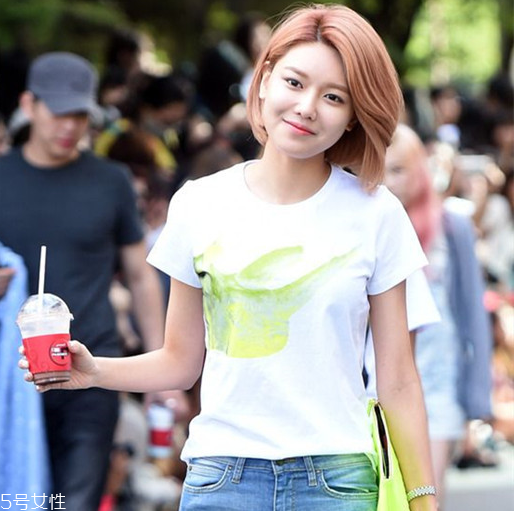 冷色系發(fā)色有哪些 冷色系顏色染發(fā)圖片 冷色系發(fā)色有哪些 冷色系顏色染發(fā)圖片