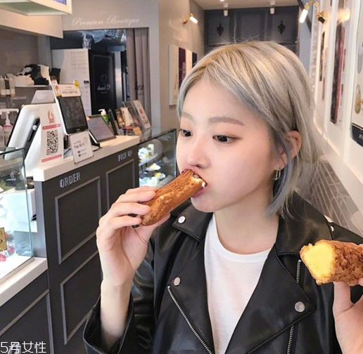 冷色系發(fā)色有哪些 冷色系顏色染發(fā)圖片 冷色系發(fā)色有哪些 冷色系顏色染發(fā)圖片