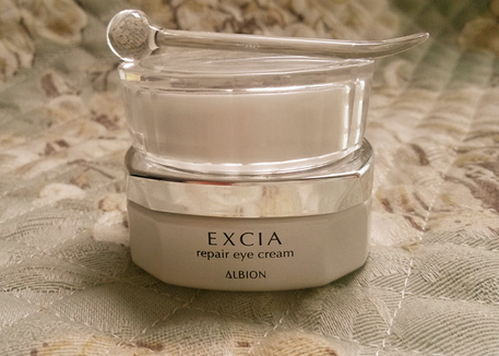 眼霜可以增長(zhǎng)睫毛嗎？眼霜可以讓睫毛變長(zhǎng)嗎？