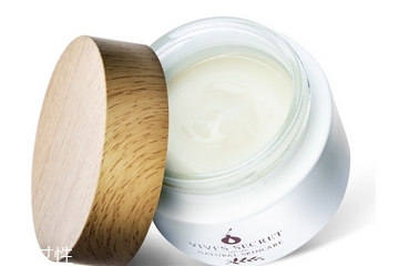 面霜涂在臉上火辣辣的 面霜抹上刺痛正常嗎？