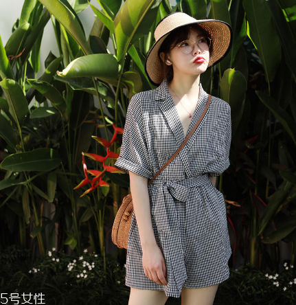 白領(lǐng)上班穿什么衣服？白領(lǐng)mm穿搭圖片