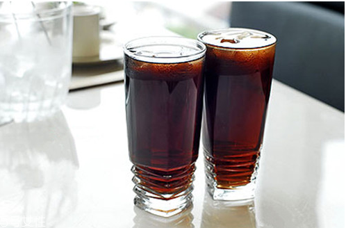 圍觀(guān)劫持發(fā)酸梅湯是怎么回事?喝酸梅湯有什么好處? 圍觀(guān)劫持發(fā)酸梅湯是怎么回事?喝酸梅湯有什么好處?