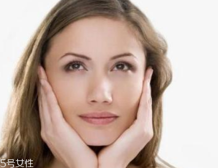 祛痘手術(shù)會留疤痕嗎 祛痘手術(shù)有沒有風(fēng)險 祛痘手術(shù)會留疤痕嗎 祛痘手術(shù)有沒有風(fēng)險