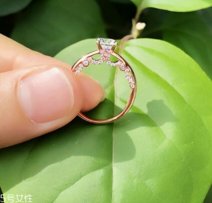 鉆戒上的鉆石會(huì)碎嗎？鉆戒的鉆碎了怎么辦？