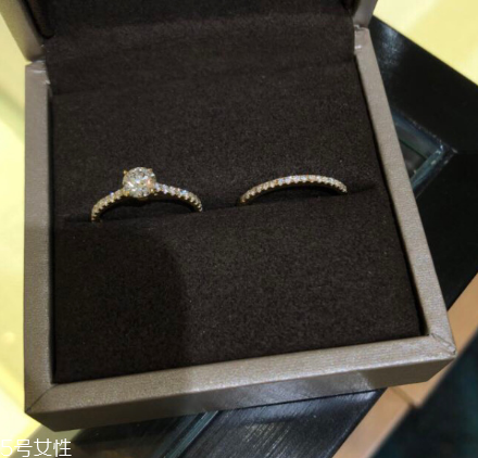 鉆戒什么款式最經(jīng)典？鉆戒買什么款式好？