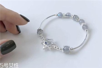 月光石有什么寓意？月光石的寓意是什么？