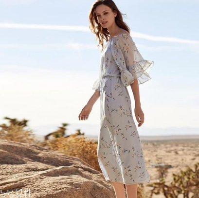 夏天穿什么連體褲好看？夏天適合穿什么連體褲？