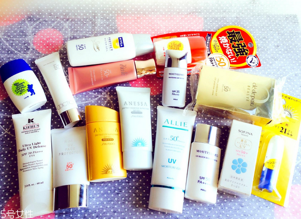 防曬霜里有熒光劑嗎？防曬霜含有熒光劑成分嗎？