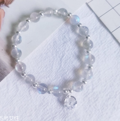 月光石有收藏價值嗎？月光石值得收藏嗎？