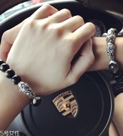 黑曜石手鏈怎么看真假？黑曜石手鏈真假鑒定