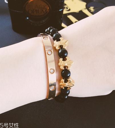 黑曜石手鏈怎么清洗？黑曜石手鏈清洗方法