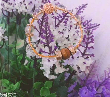 虎眼石適合什么人戴？虎眼石手鏈哪些人不能戴？