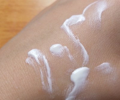 羽西白芍素顏霜多少錢？羽西白芍素顏霜成分