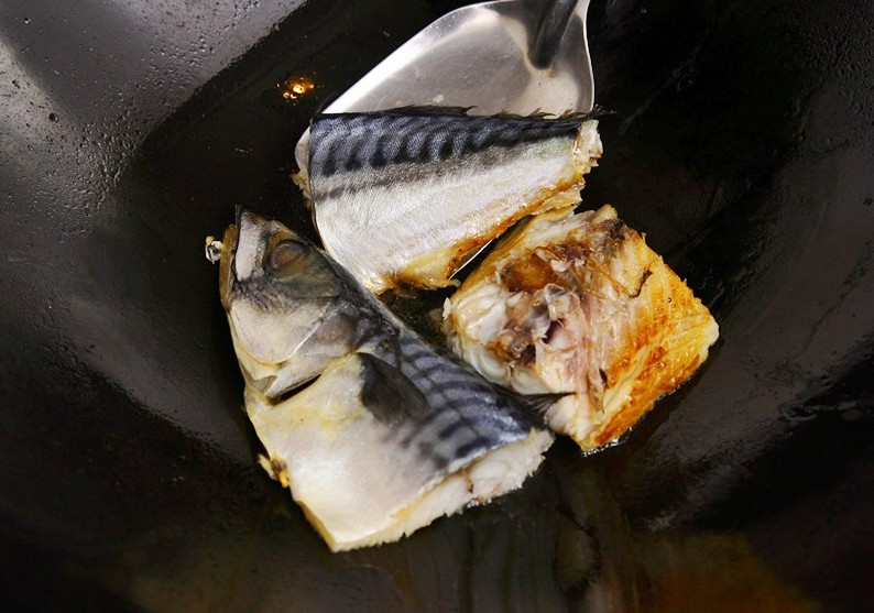 鯖魚怎么煎 鹽漬鯖魚怎么煎好吃 鯖魚怎么煎 鹽漬鯖魚怎么煎好吃