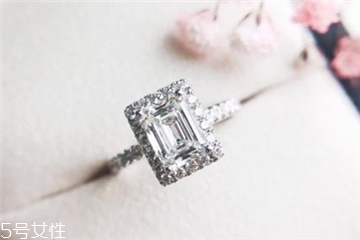 鉆戒在香港買(mǎi)便宜多少？鉆戒在香港買(mǎi)比較便宜嗎？